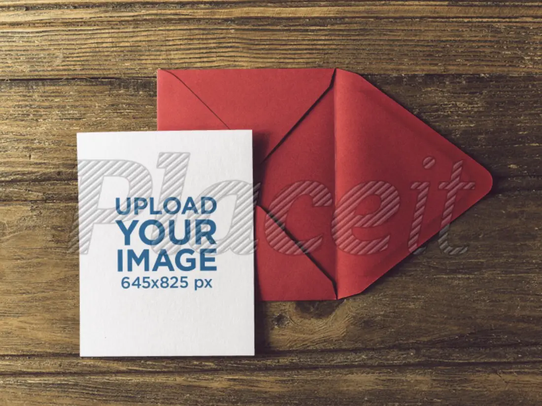 modèle d'invitation sur une enveloppe rouge