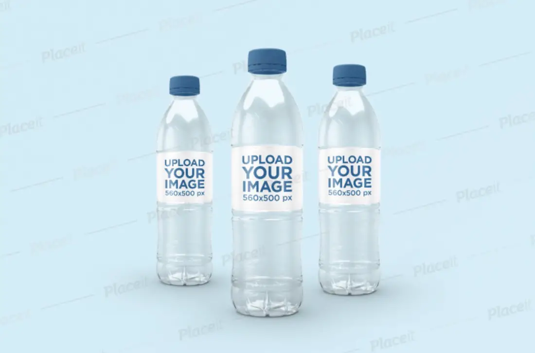 maquette de trois bouteilles d'eau